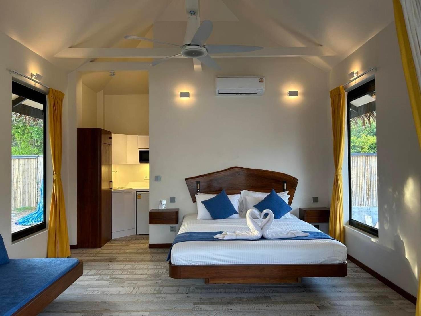 Absolute Beachfront Villas Baan Tai Εξωτερικό φωτογραφία